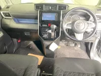 Toyota TANK лот № 3002 оценка 3.5  с аукциона в Японии 3