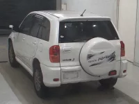 Toyota RAV4 лот № 1105 оценка 3  с аукциона в Японии 1