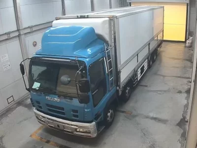 Isuzu TRUCK