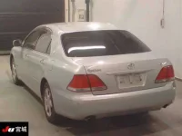Toyota CROWN лот № 4211 оценка RA  с аукциона в Японии 1