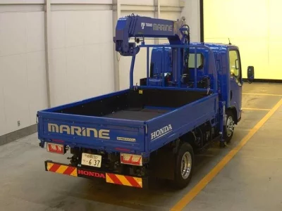 Mazda TITAN  с аукциона в Японии