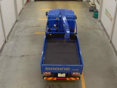 Mazda TITAN  с аукциона в Японии