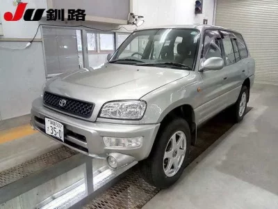 Toyota RAV4  с аукциона в Японии