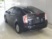 Toyota PRIUS лот № 3006 оценка 3.5  с аукциона в Японии 1