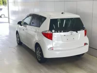 Toyota RACTIS лот № 3010 оценка 3.5  с аукциона в Японии 1