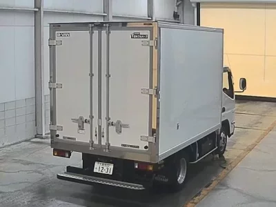 Mitsubishi CANTER  с аукциона в Японии