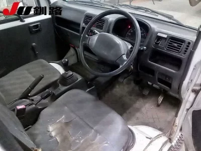Suzuki CARRY TRUCK  с аукциона в Японии