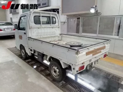 Suzuki CARRY TRUCK  с аукциона в Японии