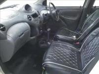 Toyota VITZ лот № 4301 оценка 3  с аукциона в Японии 2