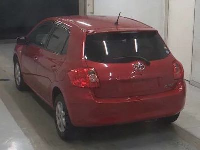 Toyota AURIS  с аукциона в Японии