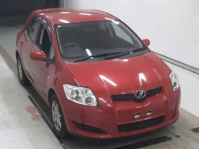 Toyota AURIS  с аукциона в Японии