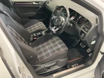 Volkswagen GOLF  с аукциона в Японии