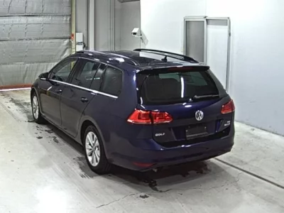 Volkswagen GOLF VARIANT