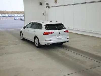 Volkswagen GOLF VARIANT