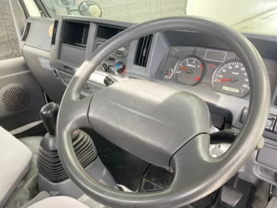 Mazda TITAN  с аукциона в Японии