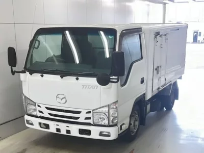 Mazda TITAN  с аукциона в Японии