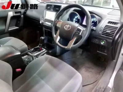 Toyota LAND CRUISER PRADO  с аукциона в Японии