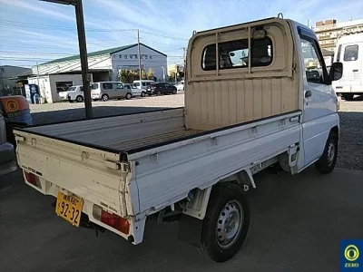 Nissan CLIPPER TRUCK