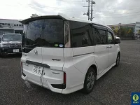 Honda STEP WAGON лот № 715 оценка 3  с аукциона в Японии 3