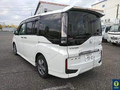 Honda STEP WAGON  с аукциона в Японии