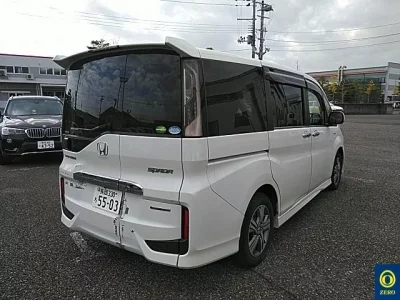 Honda STEP WAGON  с аукциона в Японии