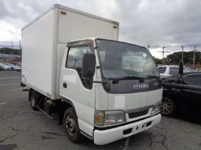 Isuzu ELF  с аукциона в Японии