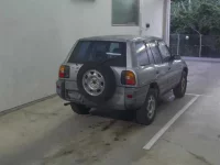 Toyota RAV4 лот № 284 оценка 3  с аукциона в Японии 4