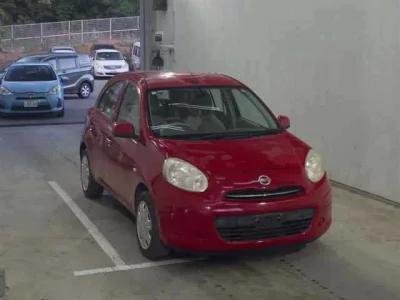 Nissan MARCH  с аукциона в Японии
