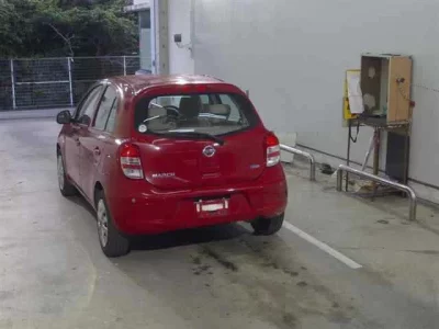 Nissan MARCH  с аукциона в Японии