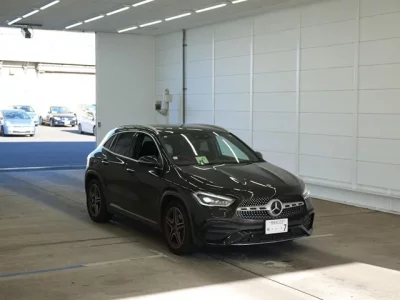 Mercedes-Benz GLA CLASS