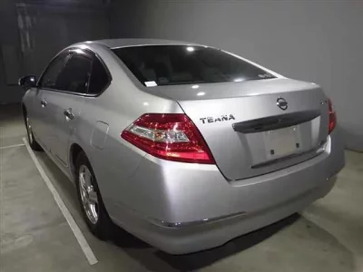Nissan TEANA