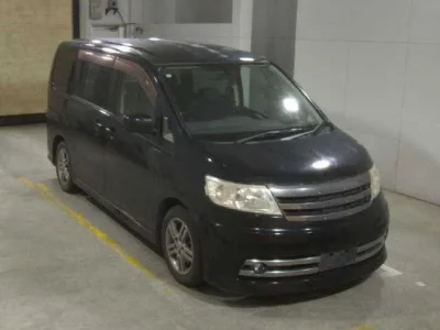 Nissan SERENA  с аукциона в Японии