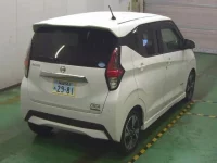 Nissan DAYZ лот № 3043 оценка 3.5  с аукциона в Японии 7