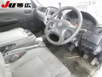 Nissan CARAVAN VAN лот № 7320 оценка R  с аукциона в Японии 5