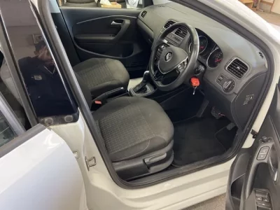 Volkswagen POLO  с аукциона в Японии