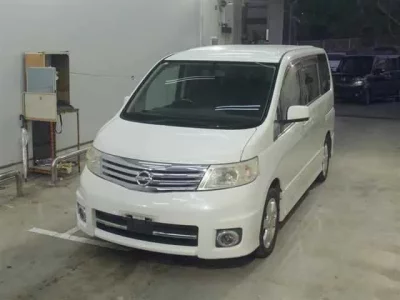 Nissan SERENA  с аукциона в Японии