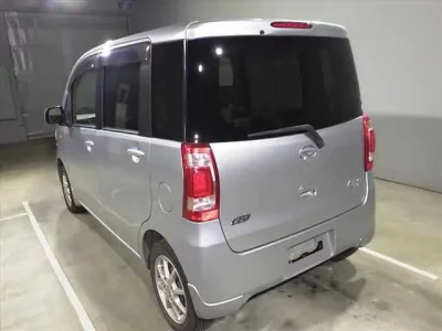 Daihatsu TANTO EXE