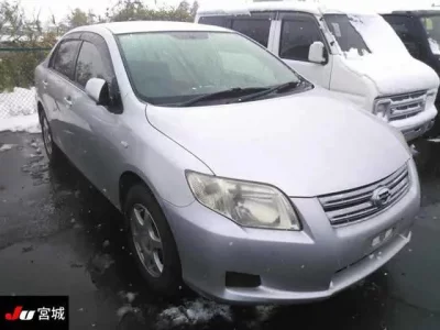 Toyota COROLLA AXIO  с аукциона в Японии