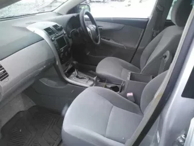 Toyota COROLLA AXIO  с аукциона в Японии