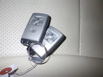 Toyota ALPHARD  с аукциона в Японии