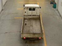 Toyota DYNA лот № 6001 оценка W  с аукциона в Японии 2