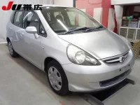 Honda FIT лот № 7028 оценка 3  с аукциона в Японии 3