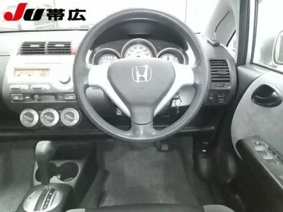 Honda FIT  с аукциона в Японии
