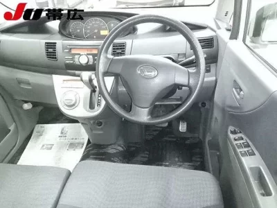 Daihatsu MOVE  с аукциона в Японии