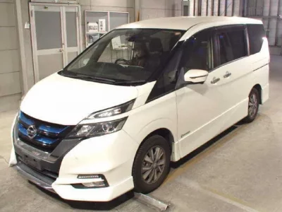 Nissan SERENA  с аукциона в Японии