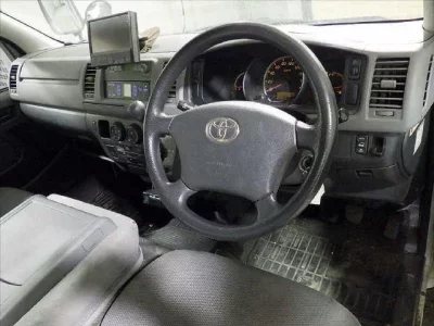 Toyota HIACE VAN  с аукциона в Японии