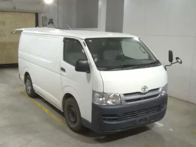 Toyota HIACE VAN  с аукциона в Японии