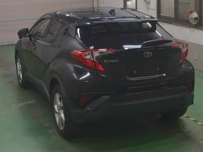 Toyota C-HR  с аукциона в Японии