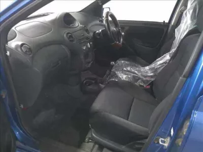 Toyota VITZ  с аукциона в Японии