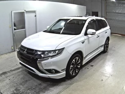 Mitsubishi OUTLANDER PHEV